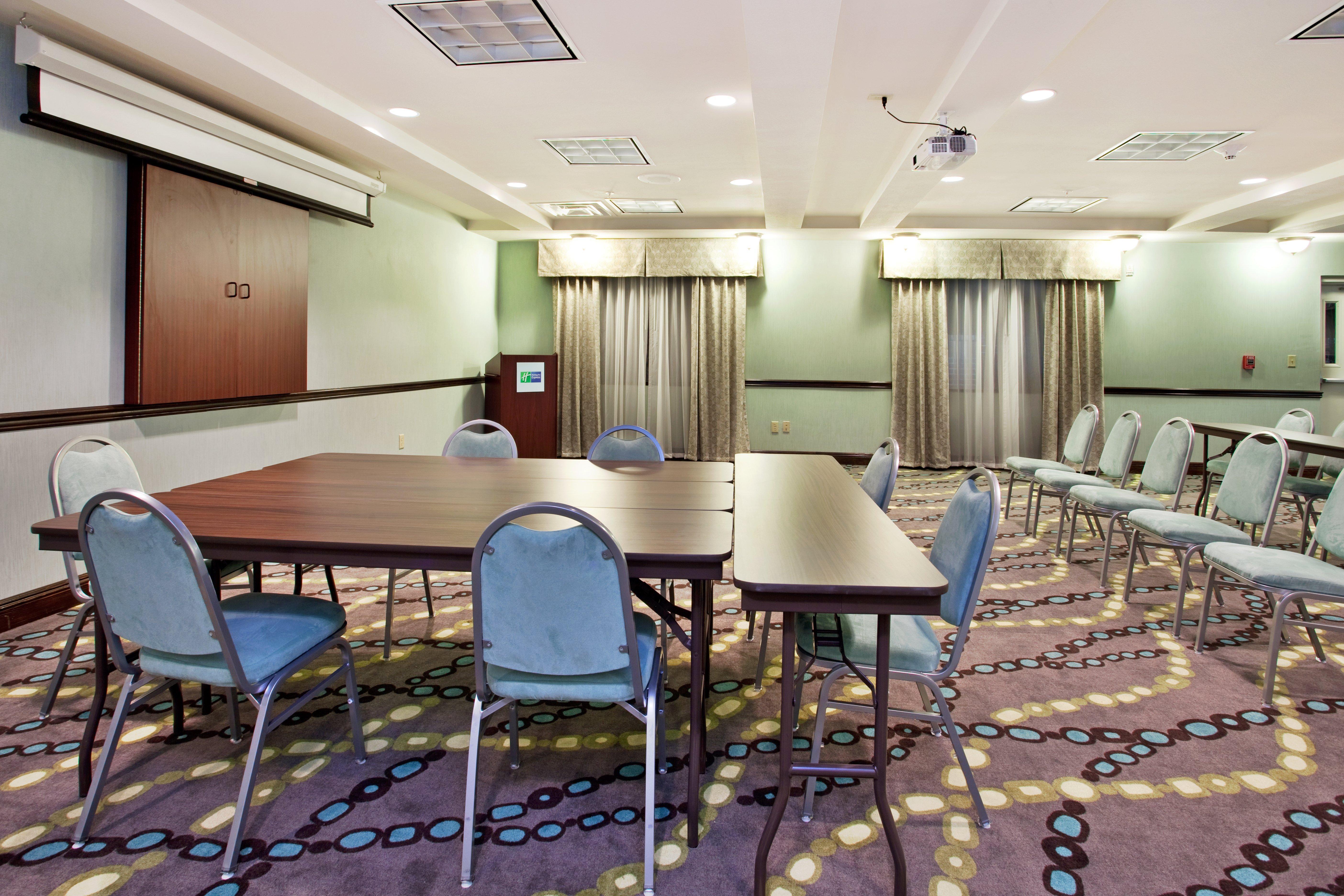 Holiday Inn Express Hotel & Suites Picayune By Ihg Exterior foto