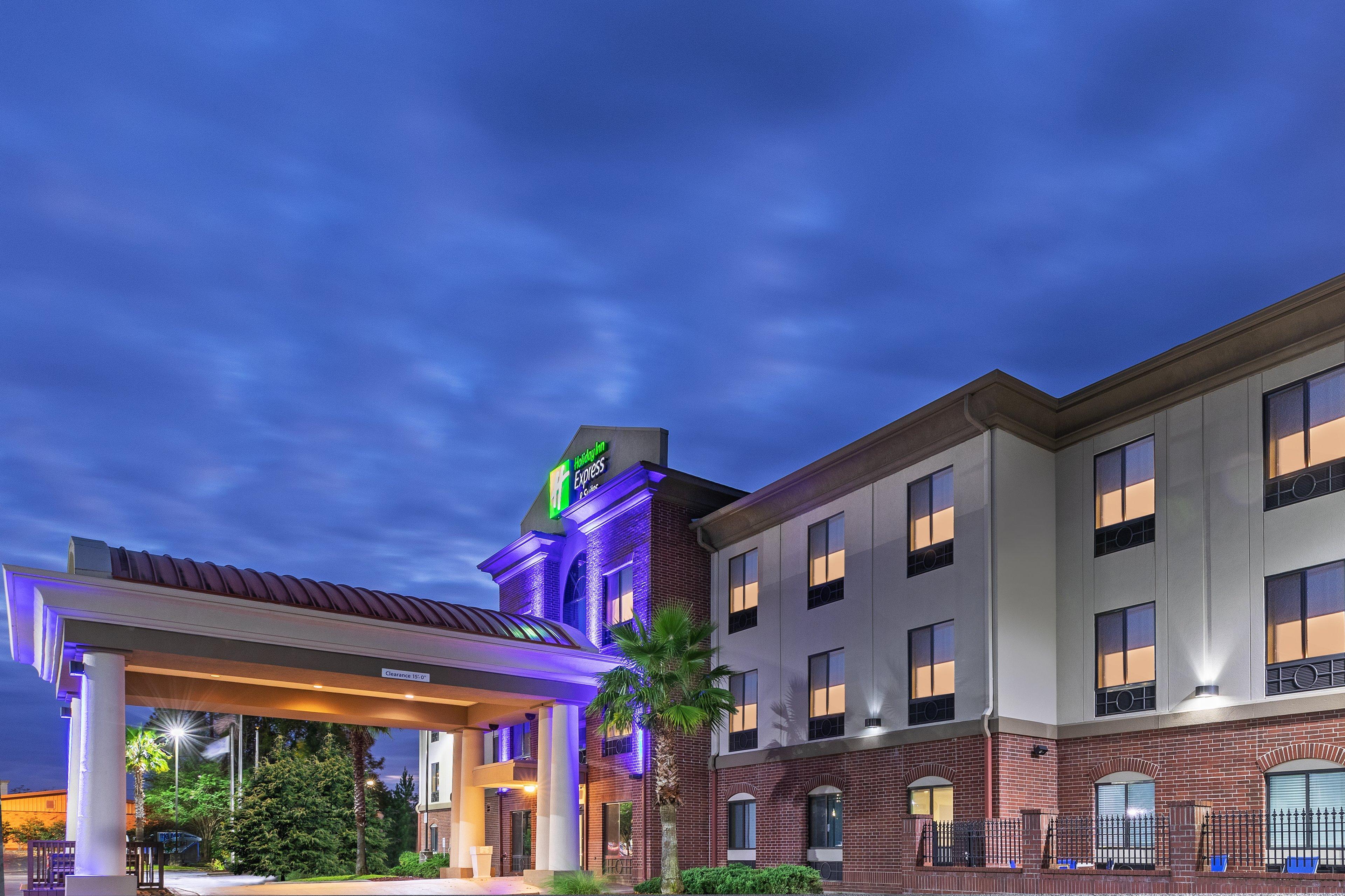 Holiday Inn Express Hotel & Suites Picayune By Ihg Exterior foto